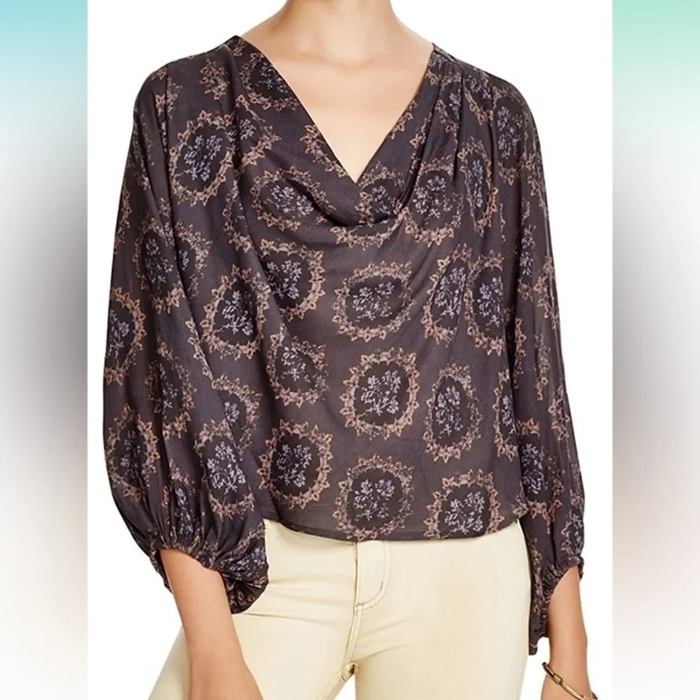 Free People • Cowling Around Gray Print Top